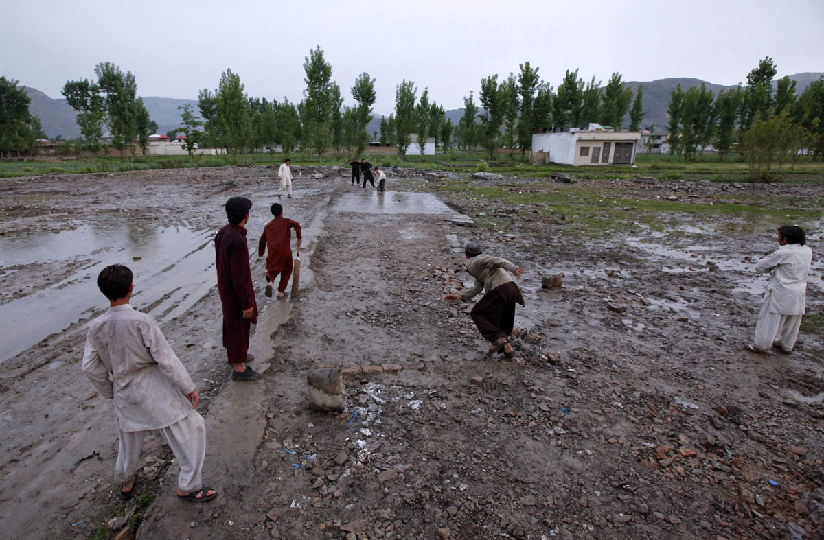 Children Playing In Rain Drawing