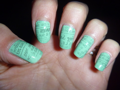 How To Get Newspaper Nails Without Alcohol